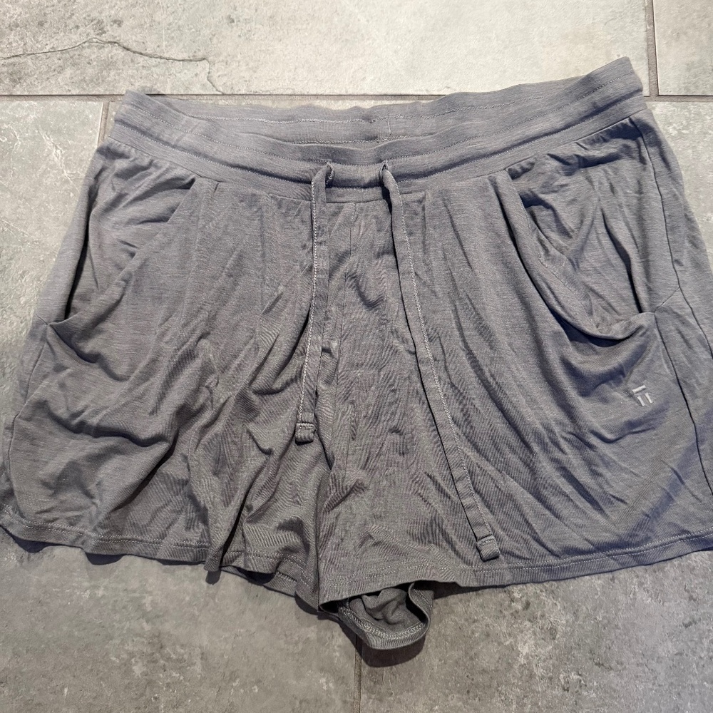 Tommy John Sleep Short in Grey Size Medium